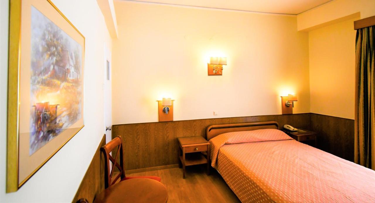 Hotel Olympic Ioannina Zimmer foto